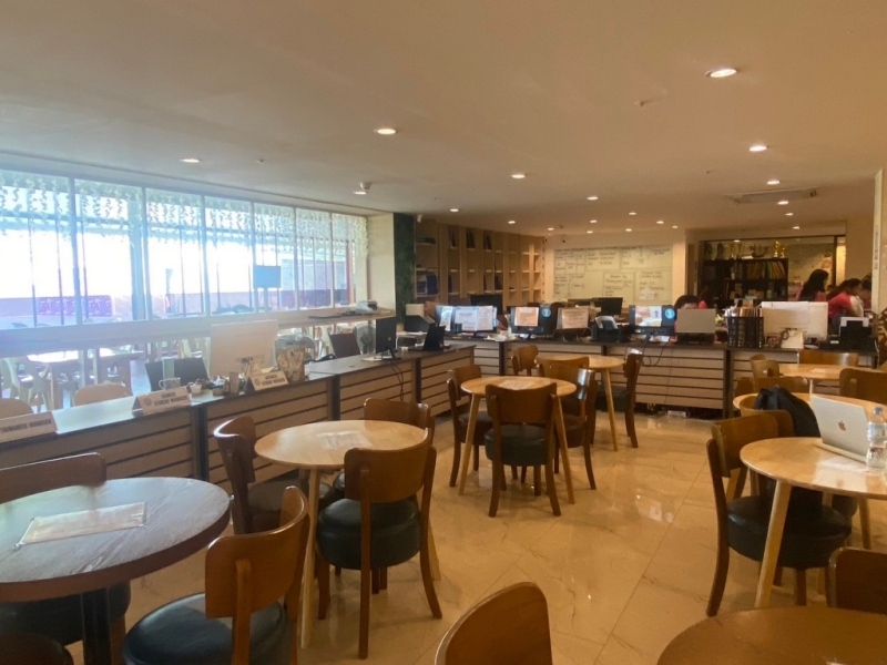 フィリピン留学 Cebu21 - SMEAG ENCANTO-Front,cafe area, nurse station-10